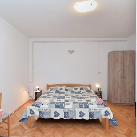Rooms Veli Vrh 2208 Pula Dış mekan fotoğraf